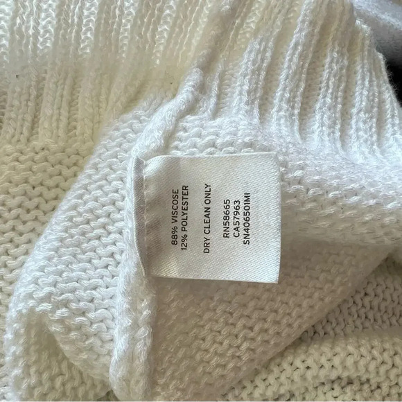 Something Navy Crewneck Sweater White - Picture 7 of 9